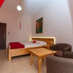 Hotel Albania *