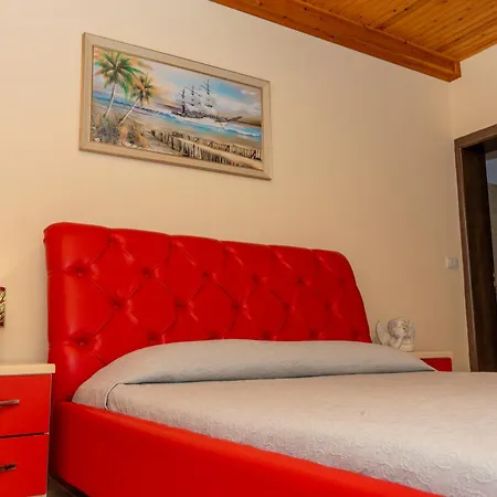 Albania Hotel *
