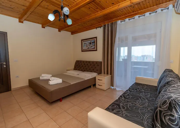 Albania Velipoja