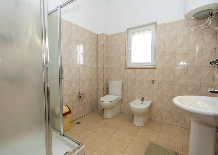 Albania Velipojë